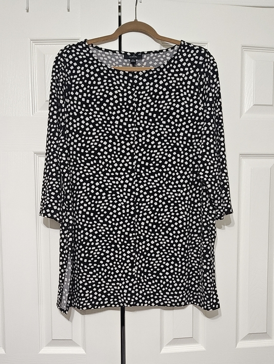 Alfani Tops - Alfani Black & White Abstract Dot Scoop Neck Tunic